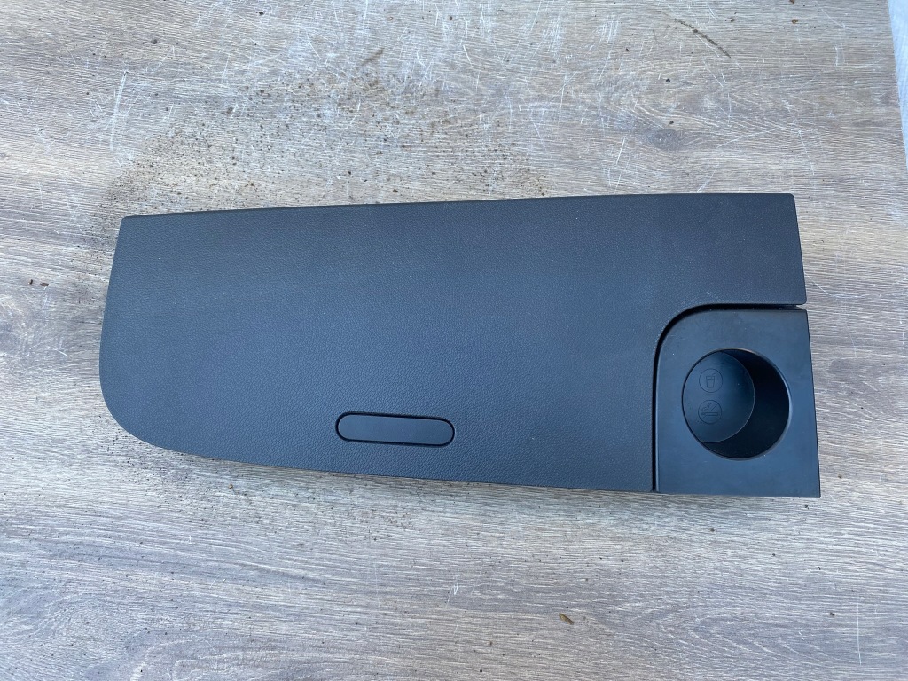 фото №1, Mercedes sprinter 910 корпус кружка панель  9106800700