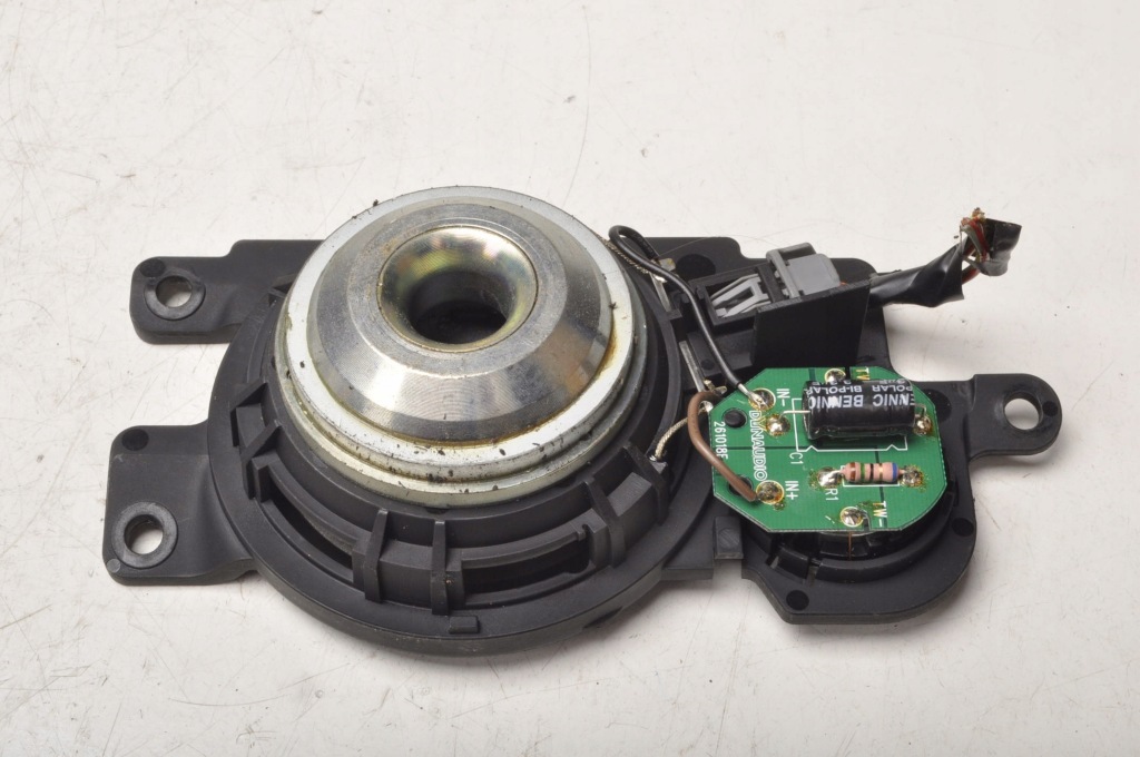 фото №4, Volvo c70 ii динаміки dynaudio комплект набір