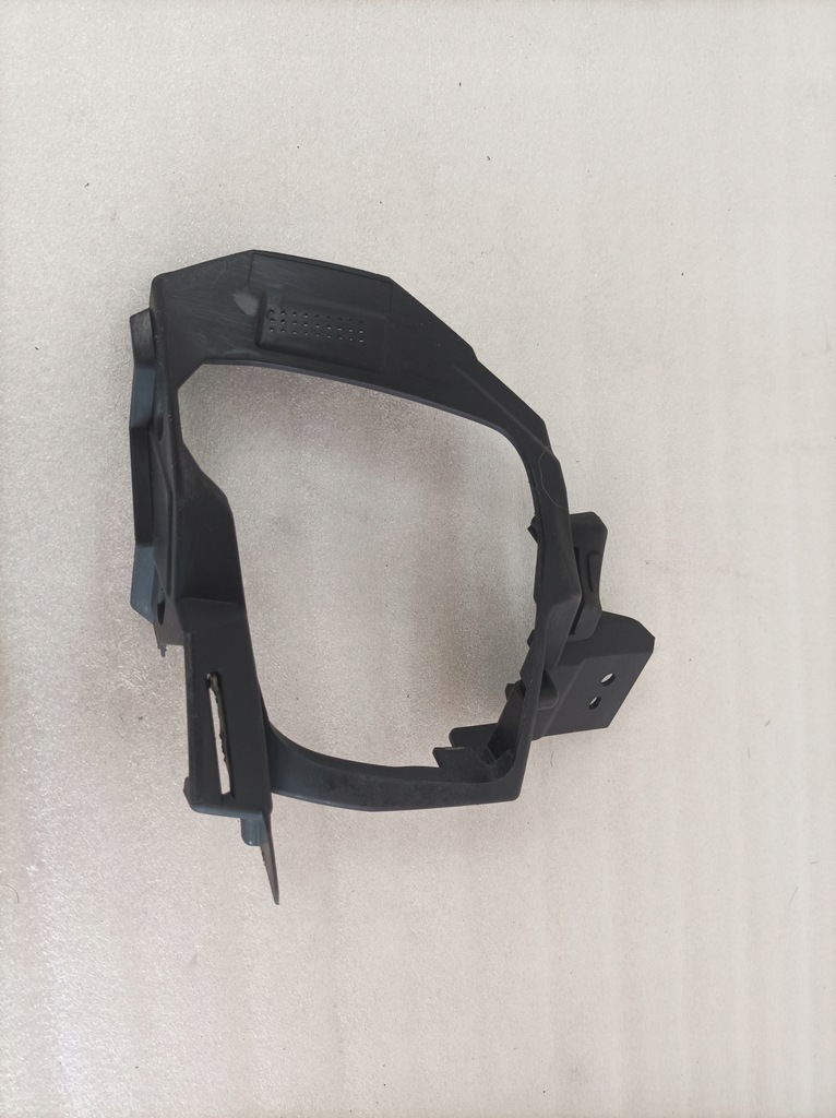 фото №1, Peugeot 3008 ii кронштейн odblasku задняя левая 9813729380