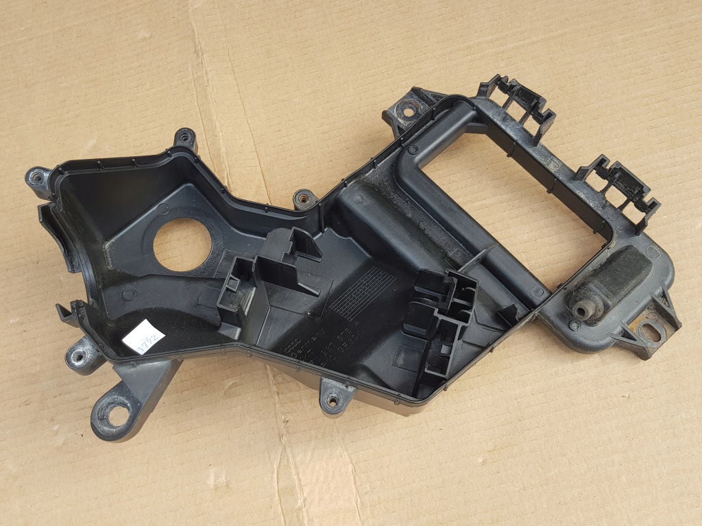 Комплектна корпус запобіжників жабо audi a6 c6 4f1937575a 4f1937576b Доставка