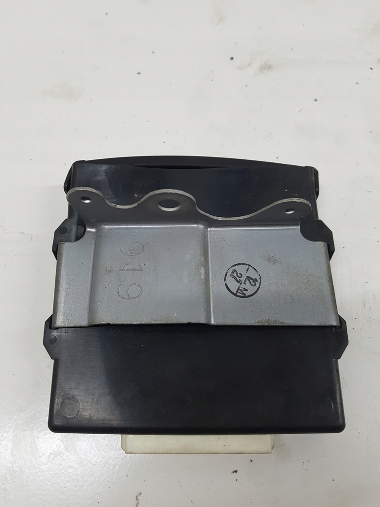 фото №1, Модуль toyota rav4 3 0795009361