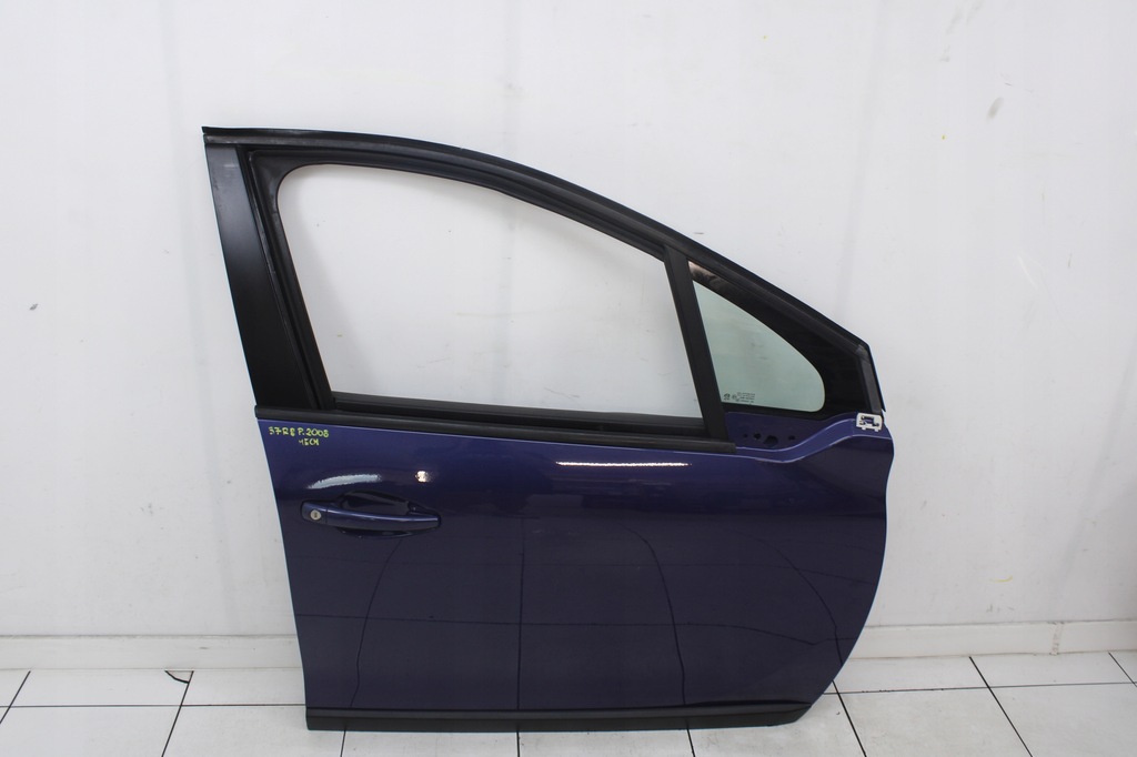 фото №1, Peugeot 2008 i 13r- дверь правое передние правый перед kuc