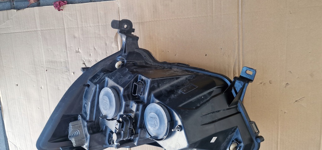 фото №3, Лампа renault master 19- права оригінальний номер 260105567r