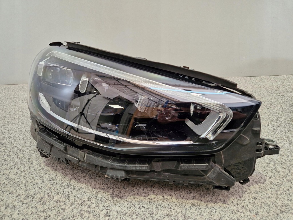 фото №1, Mercedes s klasa w223 лампа передня права multibeam led