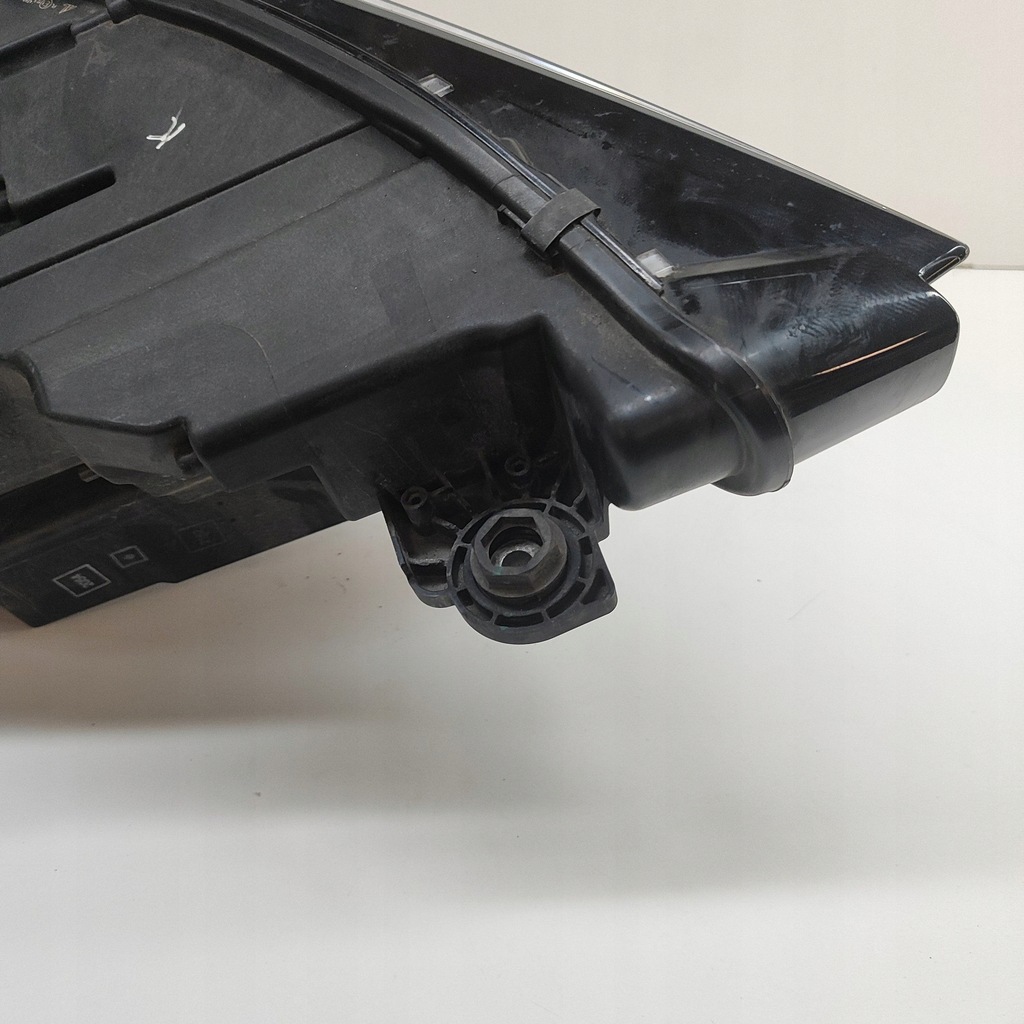 фото №11, Audi e-tron 2019 ліва сторона лампа передня