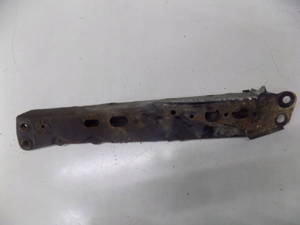 фото №11, Toyota auris i 06-09 кронштейн підсилювач правий перед