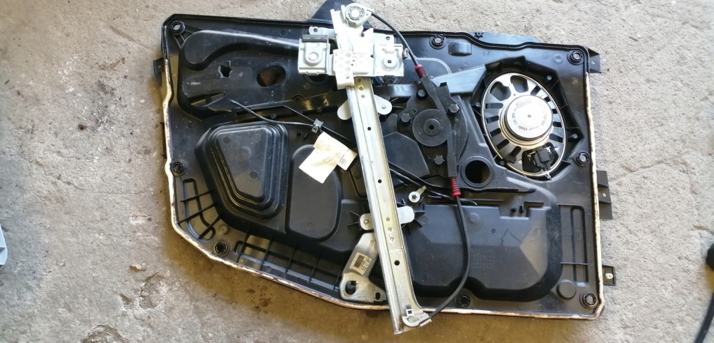 фото №2, Ford fiesta mk6 підйомник скло правий передній