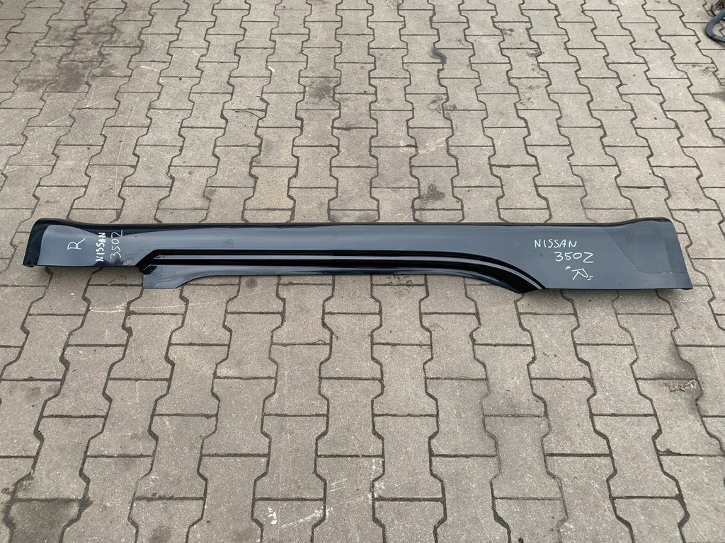 фото №1, Nissan 350z молдинг порог правая порог