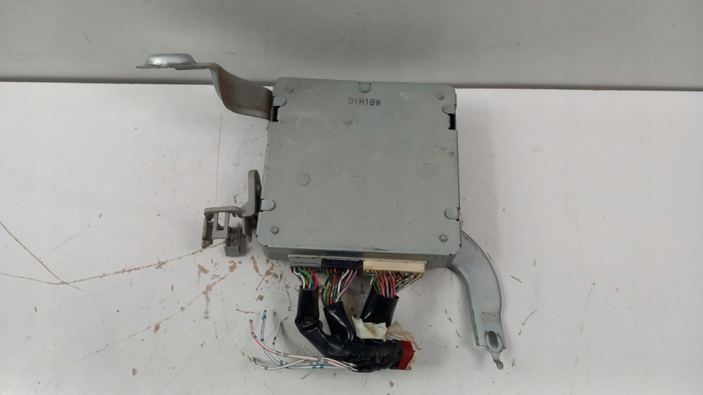 фото №1, Toyota land cruiser j100 модуль підвіска ahc 89290-60011