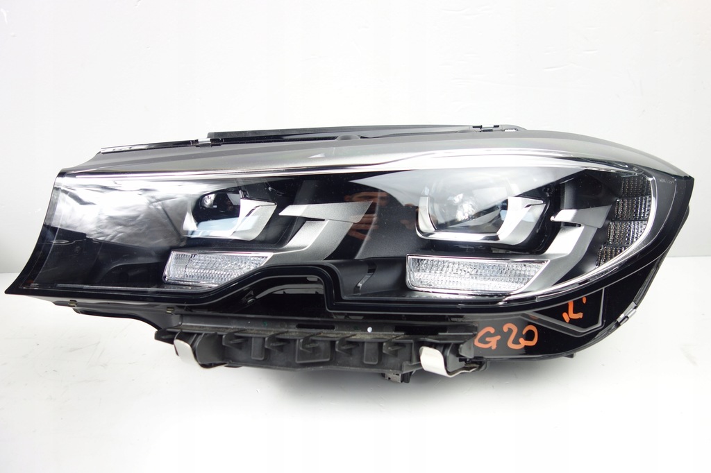фото №1, Лампа левая передняя bmw g20 g21 9481695