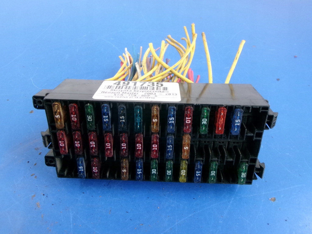 фото №1, Renault master ii lift 2.5dci коробка запобіжників 8200538351