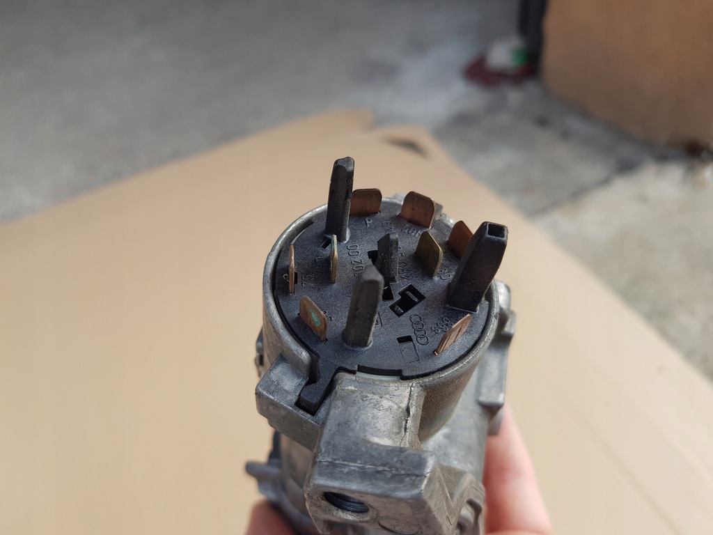 фото №11, Замок зажигания + ключ audi a4 b6 / a6 c5 / a3 8l / tt 8n 4b0905851f sprawdzona