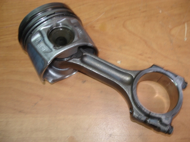 Wał коленчатый renault trafic 3 vivaro 1.6 dci cdti biturb r9m r9md450 5599r Недорого