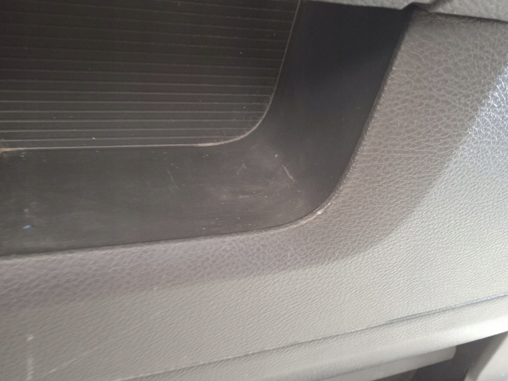 фото №14, Dodge ram 09 обшивка дверь usa правый перед