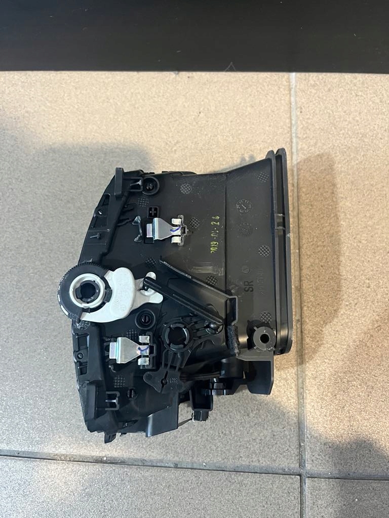 фото №8, Citroen c5 aircross решётка обдув правая 9817118477