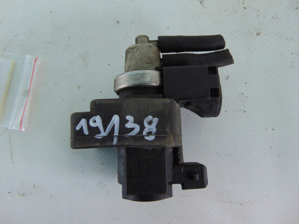 фото №1, Renault megane клапан вакуумa ---