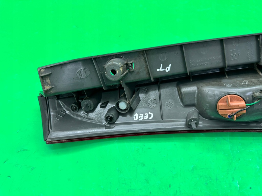 фото №12, Лампа права задня задня комплект kia ceed i 1 06-09 kombi europa