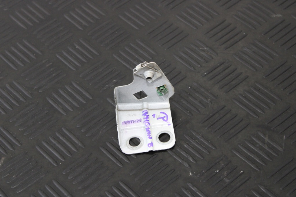 фото №1, Кронштейн крыла правый перед opel insignia b lift 39077425