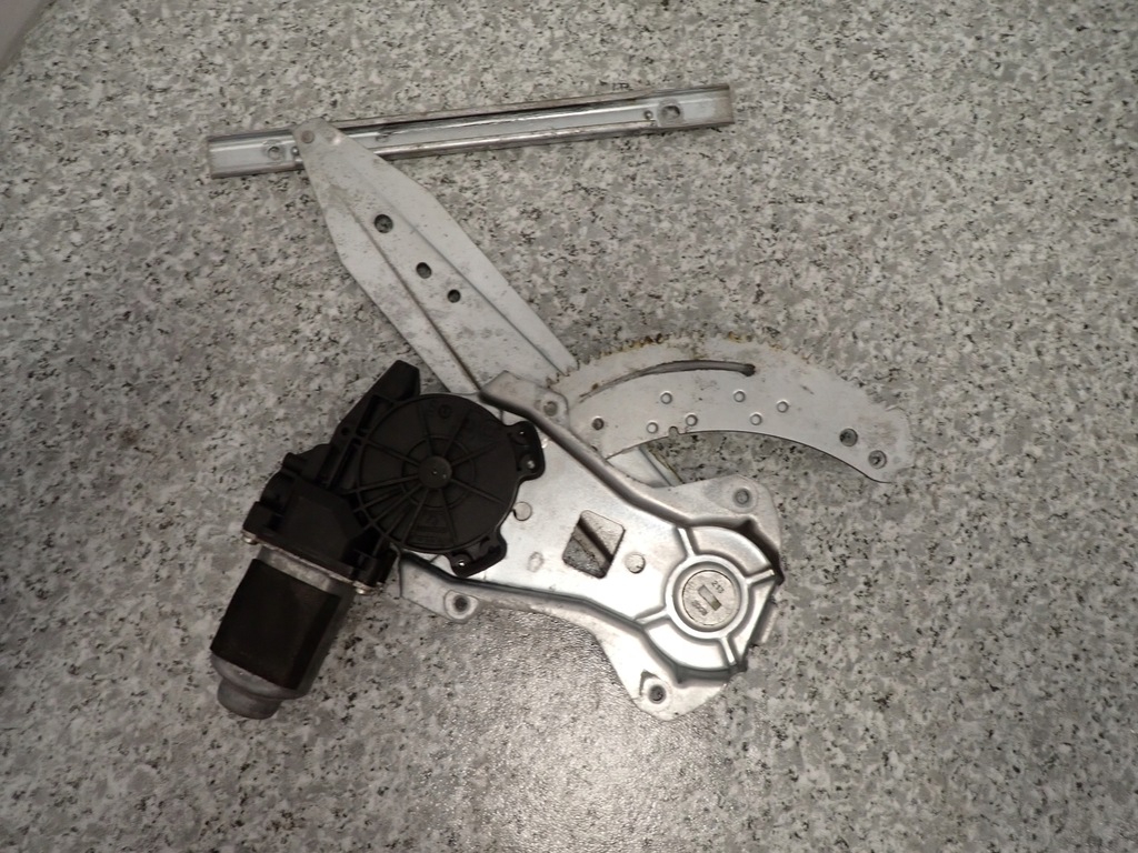 фото №7, Nissan note e11 06- підйомник скло задній правий електричний