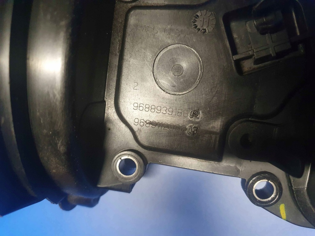 фото №2, Кришка клапанів peugeot 308 1.6 e-hdi 9688939180