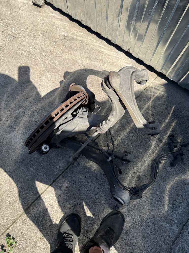 фото №8, Поворотный кулак правый перед рычаги mercedes eqe v295