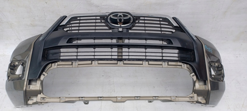 фото №1, Toyota hilux viii 8 lift invincible 20- бампер перед передній