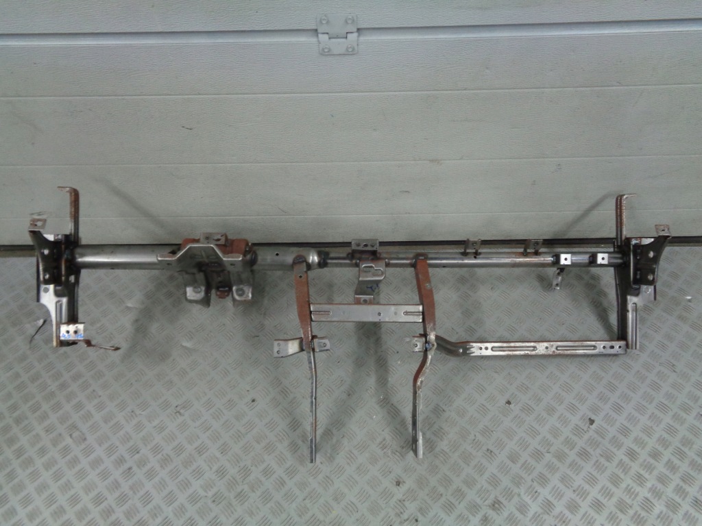 фото №1, Mg zs ev 2022 каркас панелі