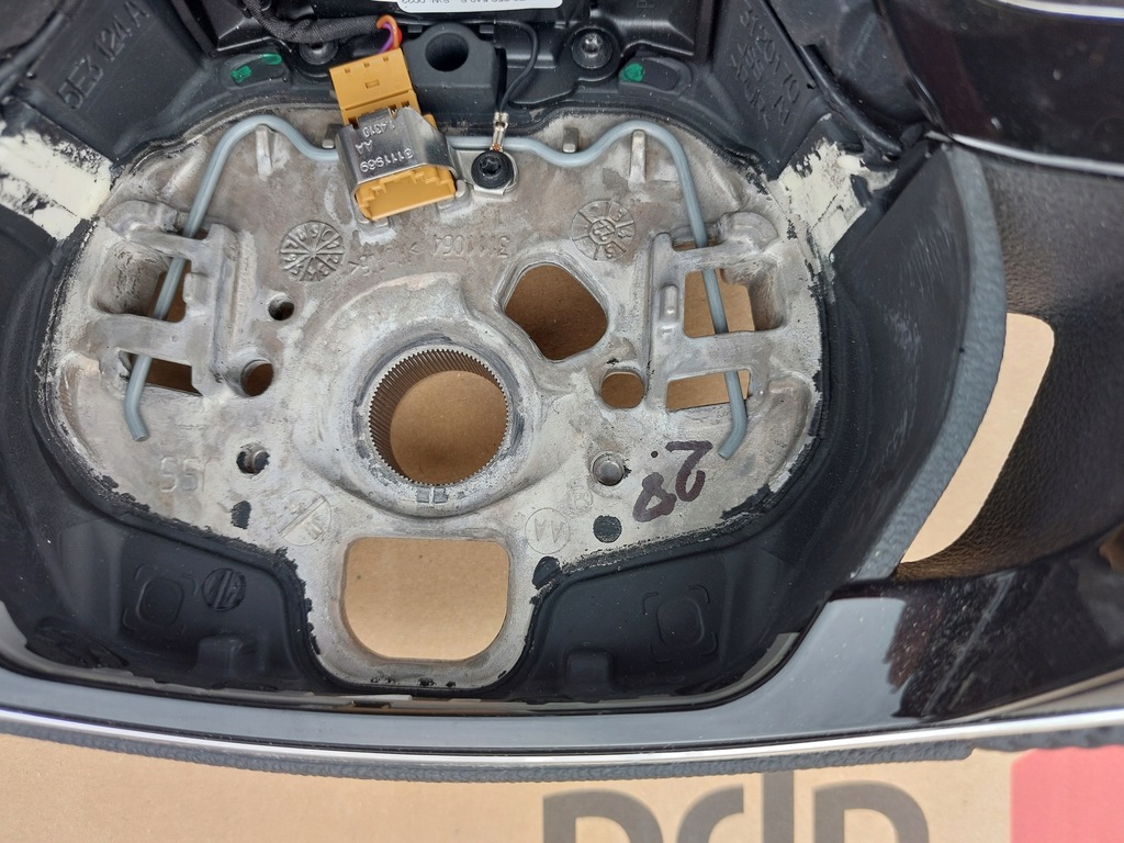 фото №5, Воздуховод кожаный skoda octavia iv 5e3419093bt