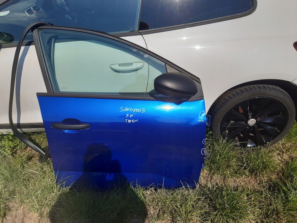 фото №1, Дверь правый перед terqh dacia sandero iii