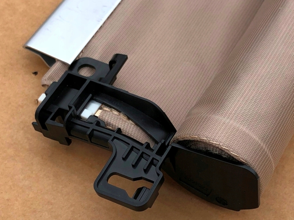 фото №8, Шторка сонцезахисна панорами колір бежевий beż do vw touareg 2011-2018