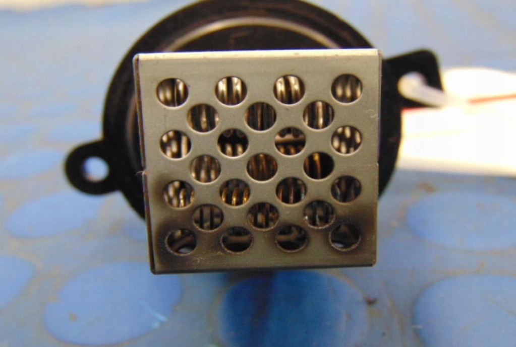 фото №3, Mazda rx-8 резистор