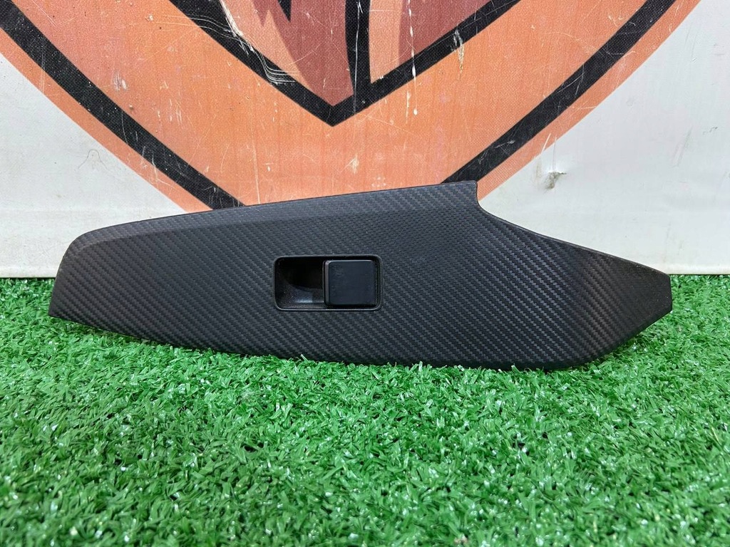 фото №1, Перемикач скло лівий задня mazda 3 bm bhn9685l6a02