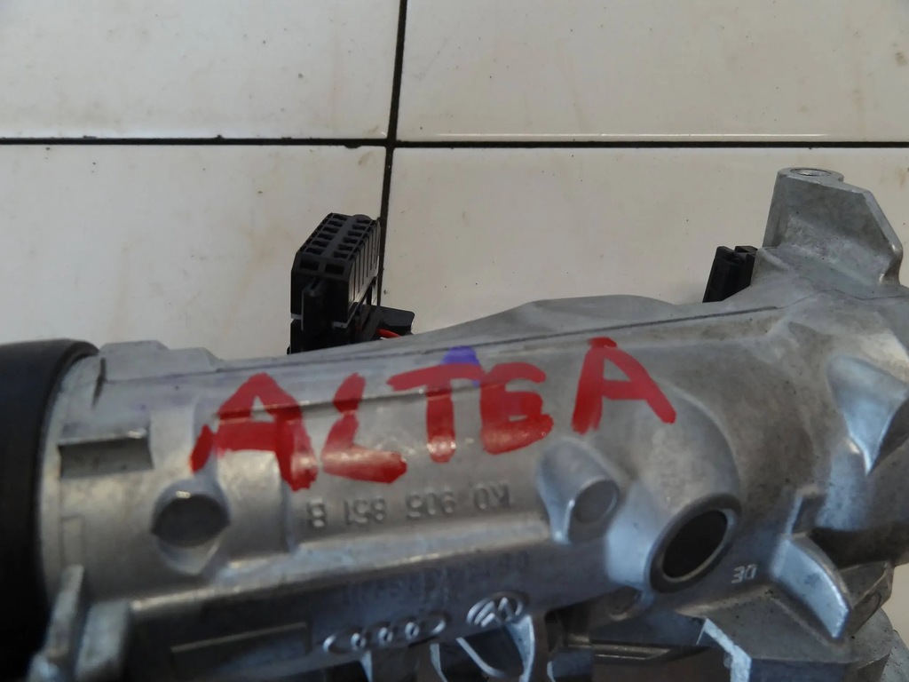 фото №5, Seat altea 2010 lift 1.8 tsi замок зажигания ключ 1k0905851b