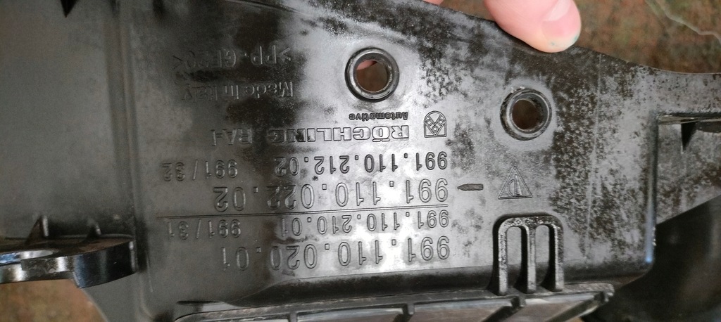 фото №6, Корпус фильтра воздуха porsche 911 991