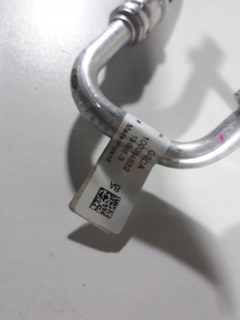 фото №9, Jaguar xe x760 2.0d 15r- wąż шланг кондиционера