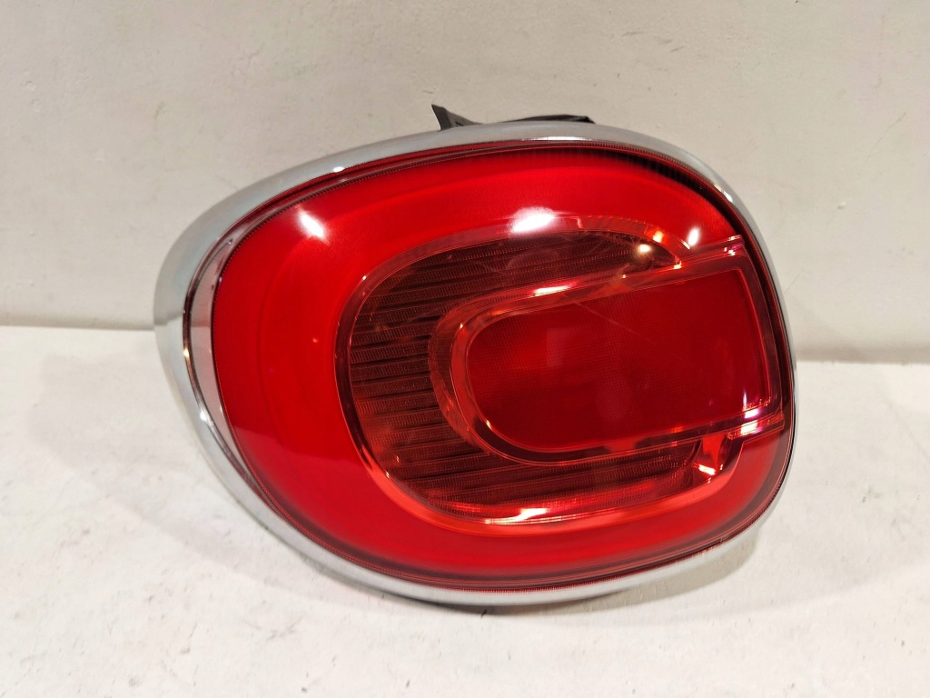 фото №1, Лампа задняя левая 51883572 fiat 500 l 12-