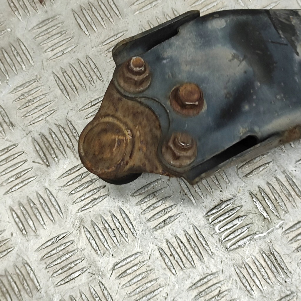 фото №6, Toyota rav 4 xa50 2018 права сторона нижній важіль передній