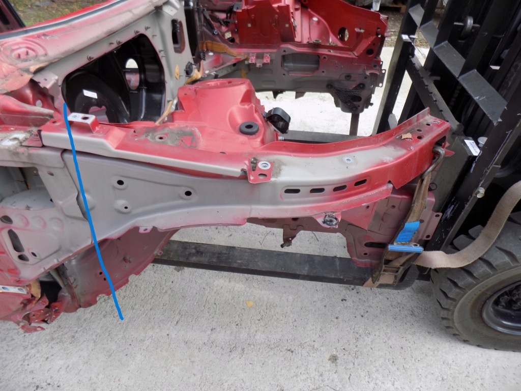 фото №1, Volvo xc60 ii 2017-2025 чверть лонжерон права правий перед 725