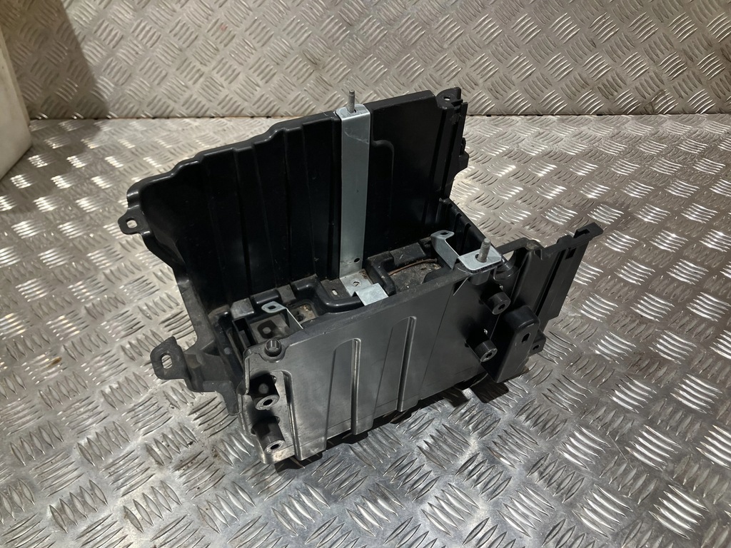 фото №1, Корпус акумулятор ford fiesta mk8 17- 1.0