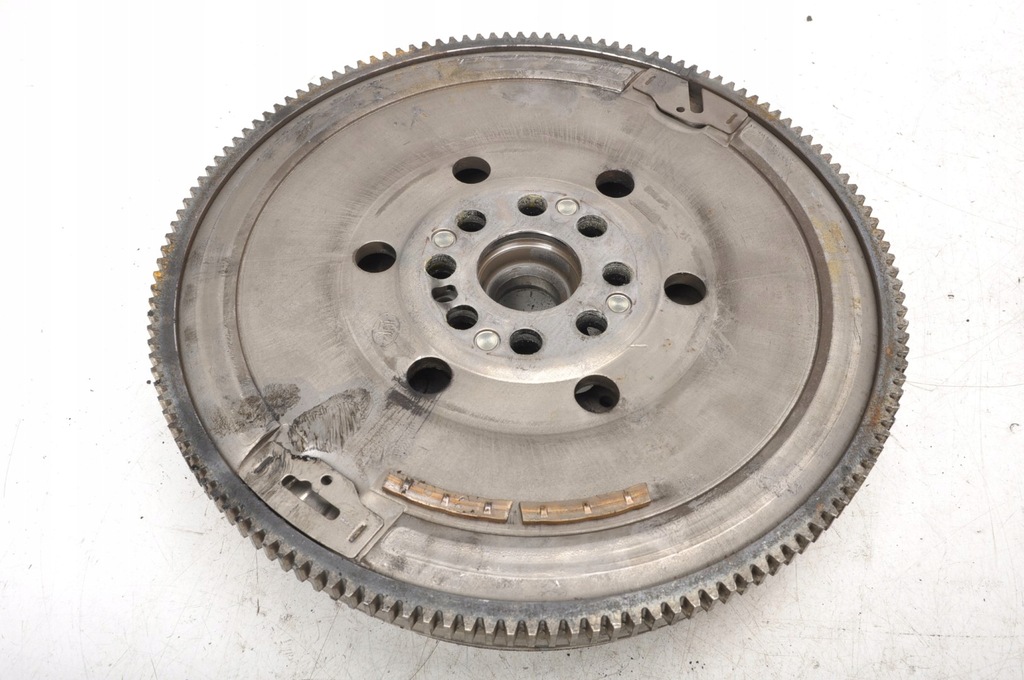 фото №9, Mini clubman f54 1.5 сцепление диск прижим двухмассовый маховик