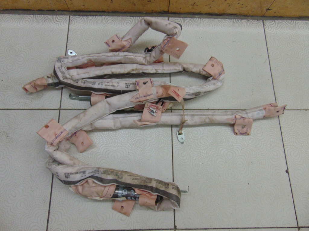 фото №1, Шторка безпеки ліва права audi q3 83a