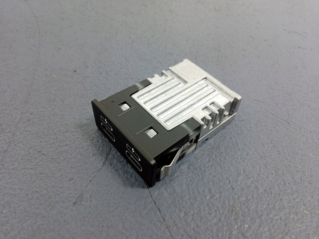 фото №6, Bmw g11 g12 g30 разъём порты usb c 8711938