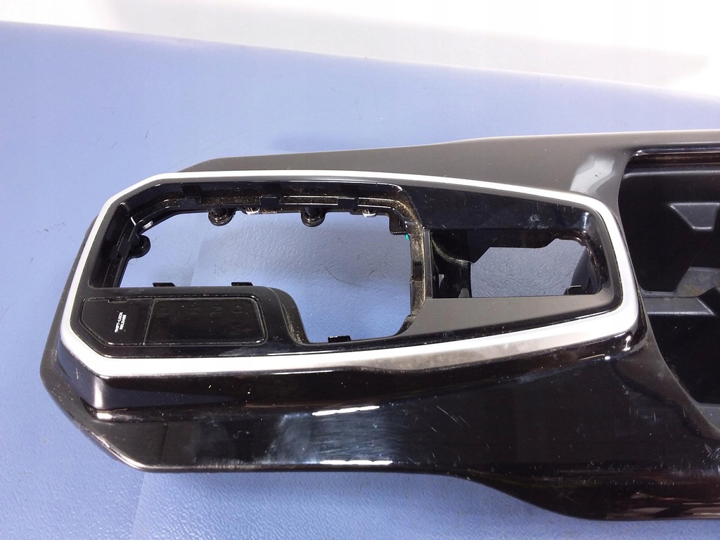 фото №3, Renault koleos ii dekor рамка туннель бардачок,