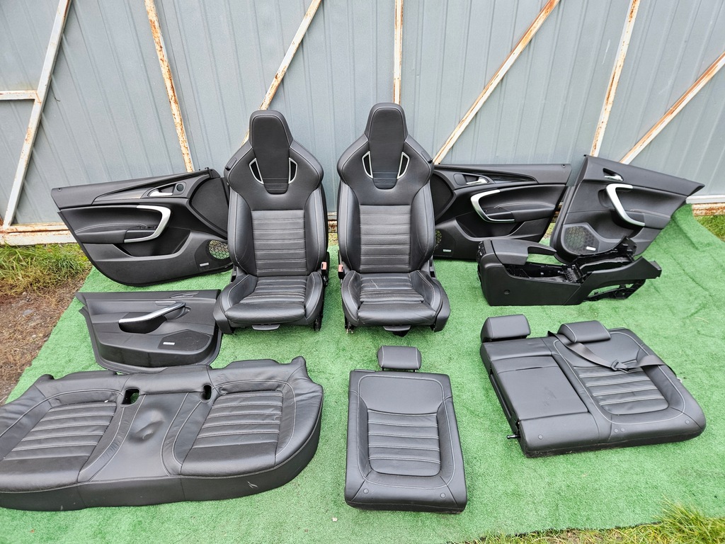 фото №1, Сиденья recaro салон заднее сиденье opel insignia a opc kombi ładne