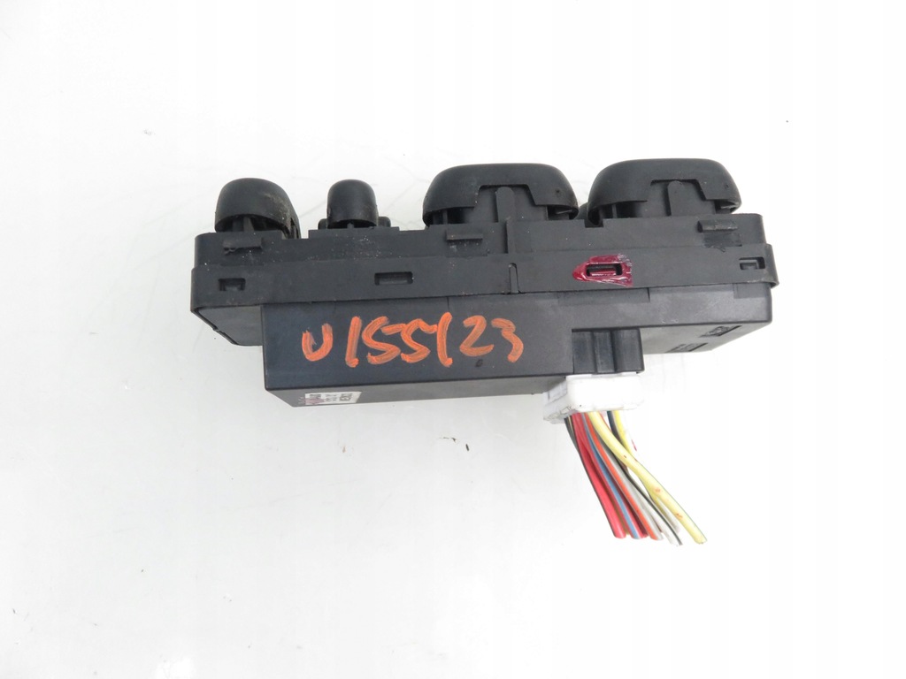 фото №11, Панель вікон mazda tribute i