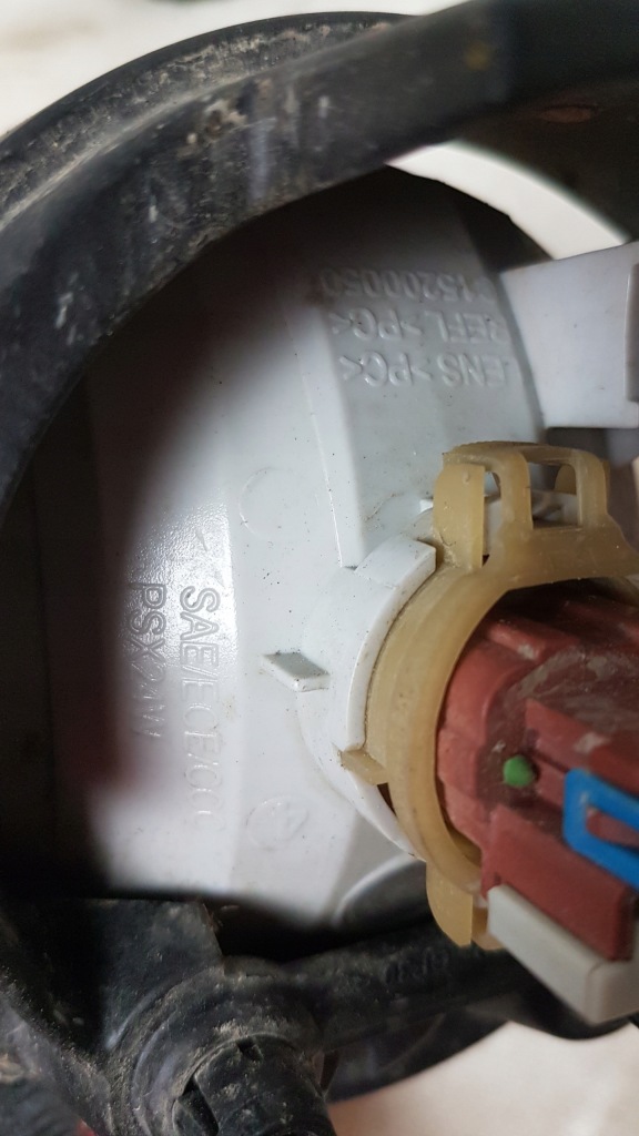 Chevrolet trax 17- противотуманная фара жгут левая usa Оригинал