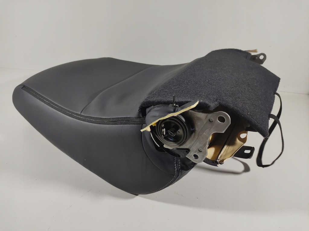 фото №15, Lexus is300h 13r спинка сиденье правое