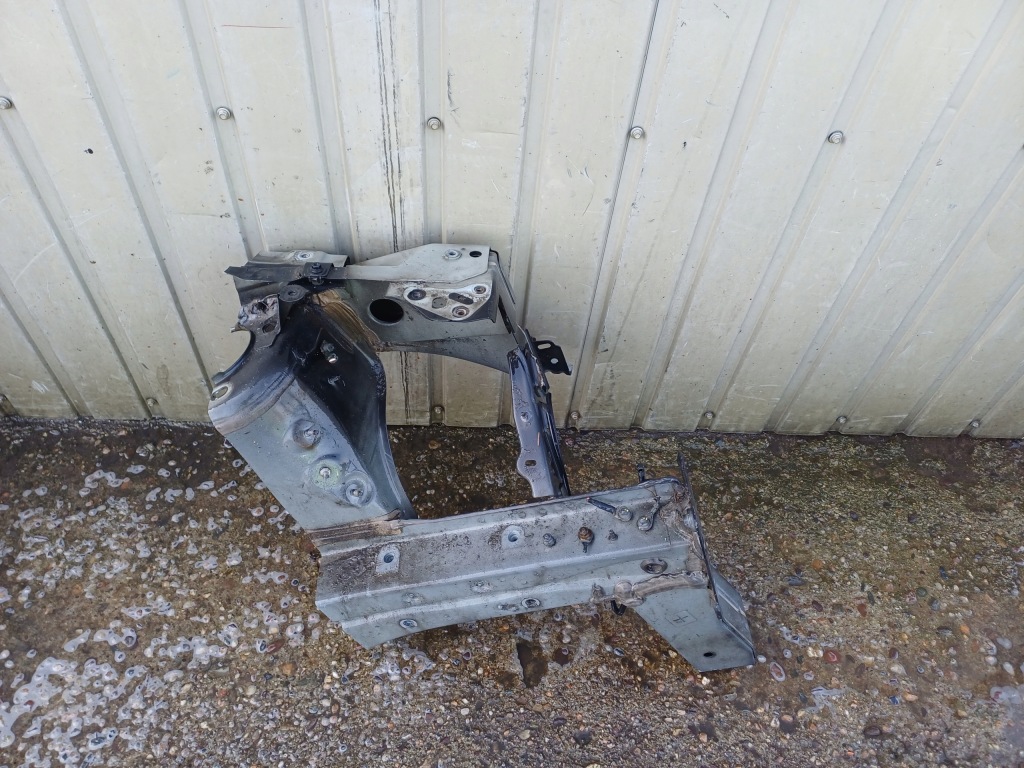 Renault modus рестайлінг  08- чверть лонжерон лівий перед nv676 Оригінал