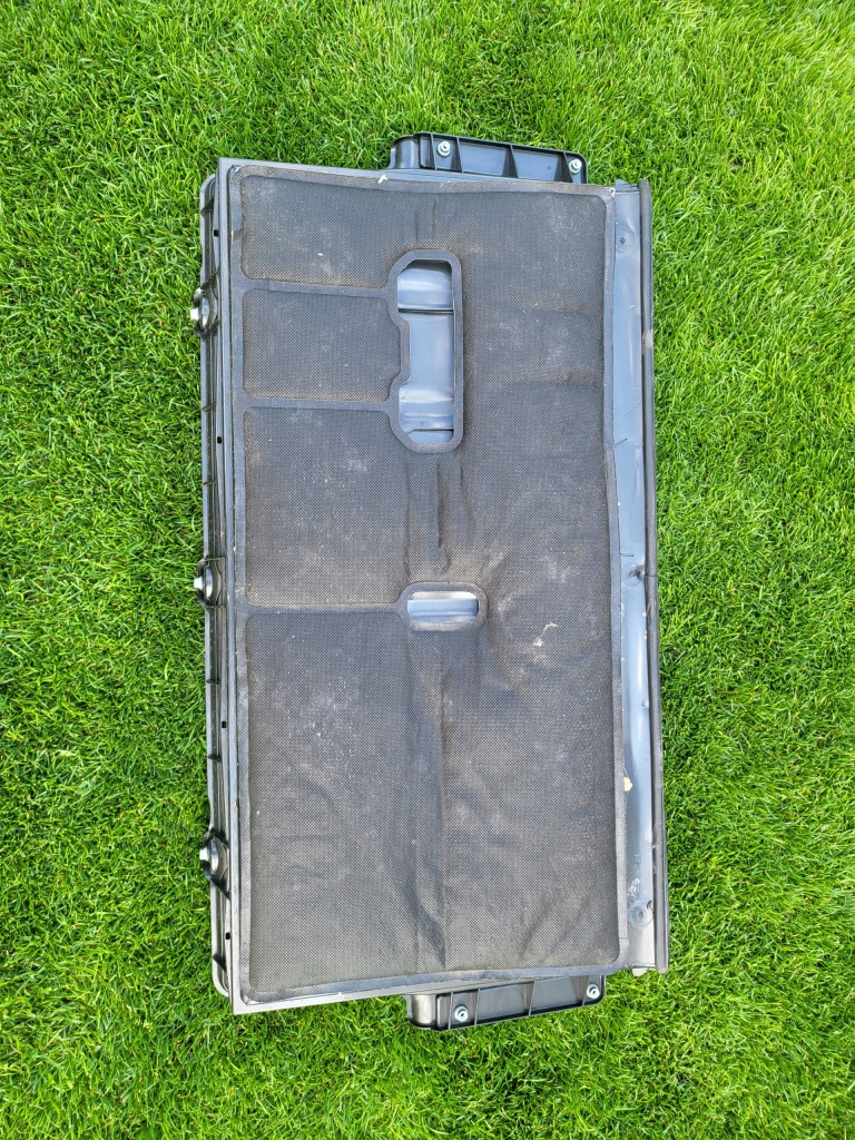 фото №1, Кришка фільтра салонний tesla s x d13359