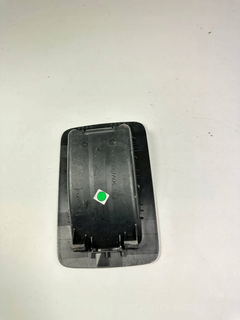 фото №2, S-max mk2 защита заглушка isofix em2b-r467a04-adw